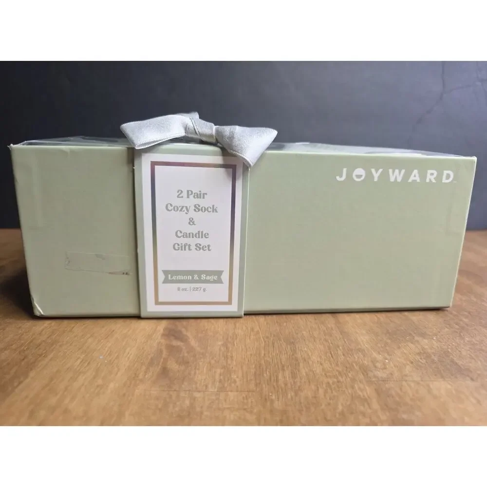 Joyward Candle Gift Set With 2 Pairs Of Cozy Socks